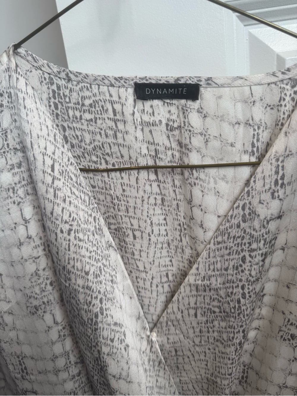 Dynamite Neutral Snake-Print V-Neck Top - Picture 2 of 3